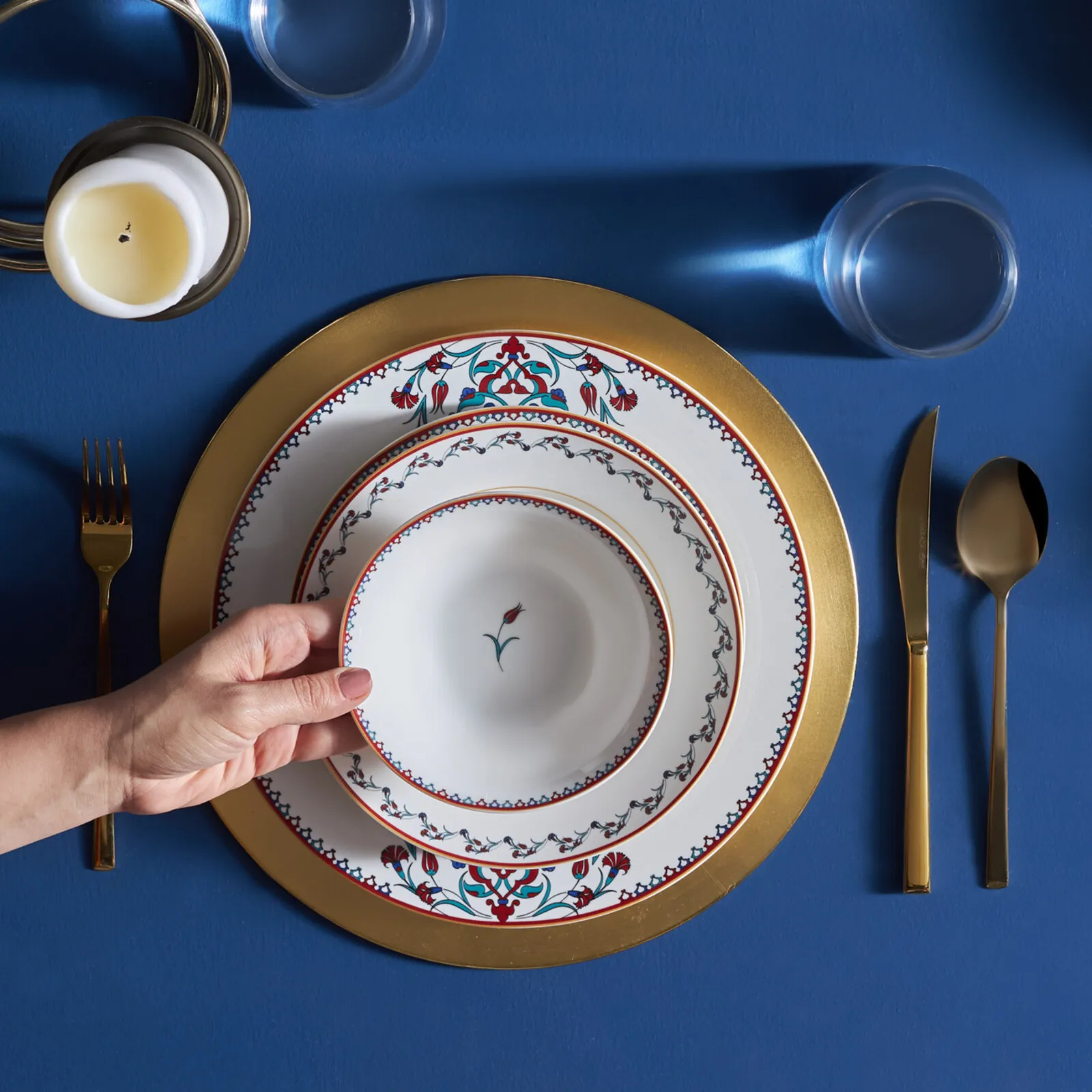 Service de table en porcelaine Karaca Nakkas pour 6 personnes, 24 pièces - Image 3